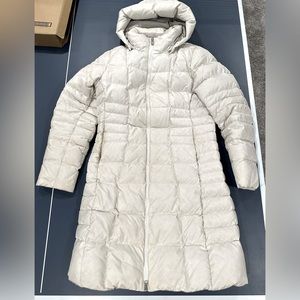 North Face Women’s M Slim Metropolis Parka Ivory
